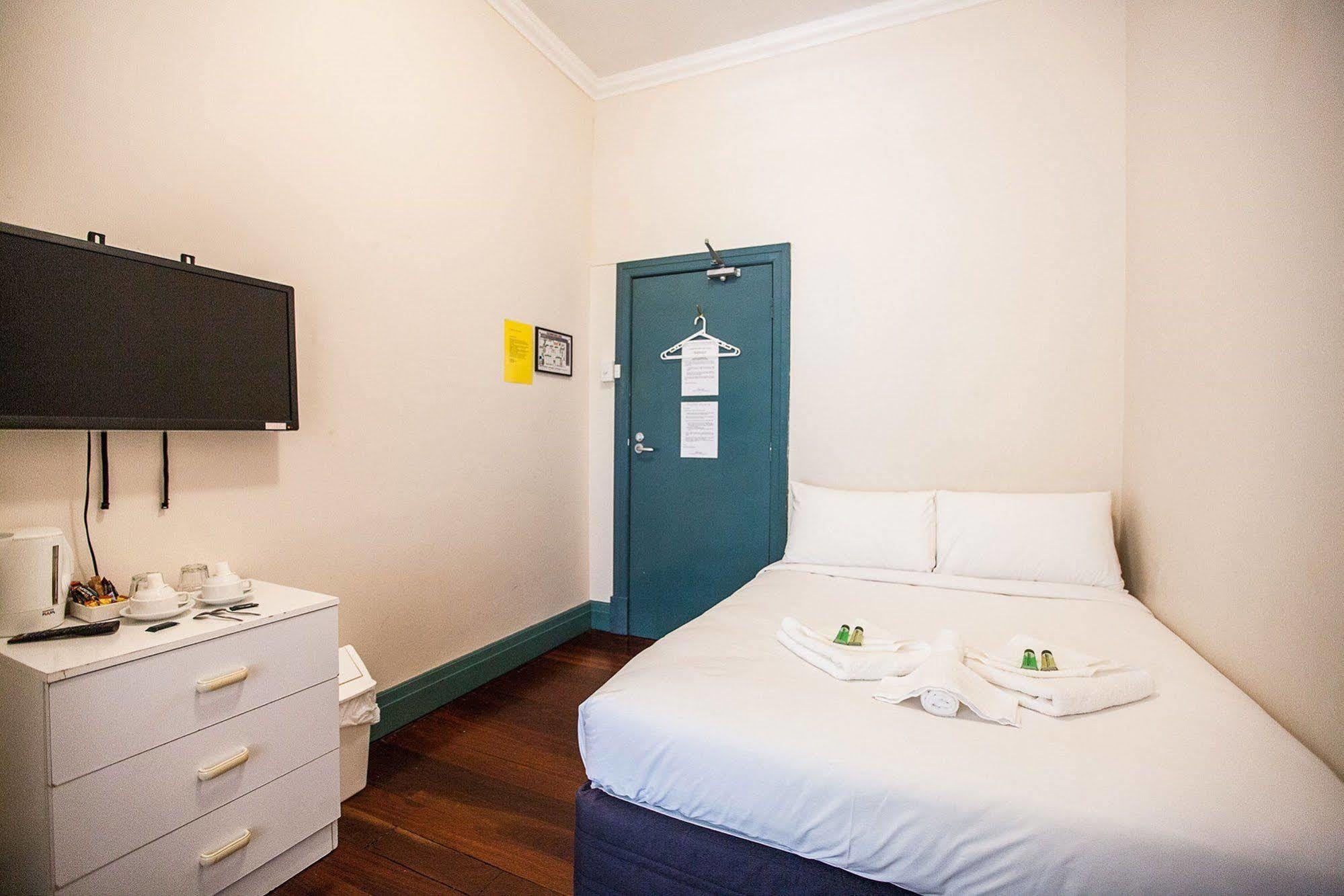 Captain Stirling Hotel Perth Exterior photo